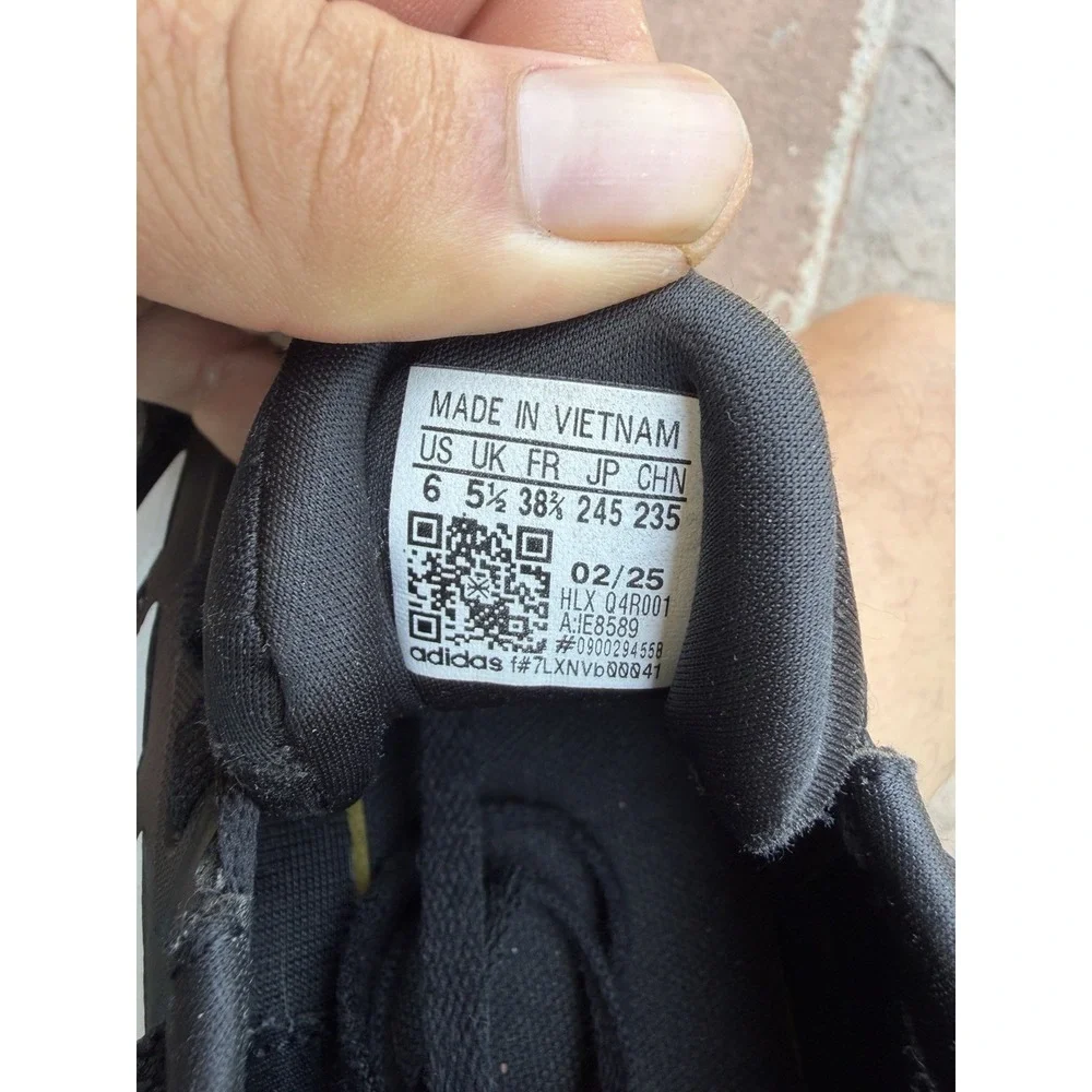 adidas Runfalcon 5 Youth Black White Running Shoes Size 6 IE8589 Cloudfoam